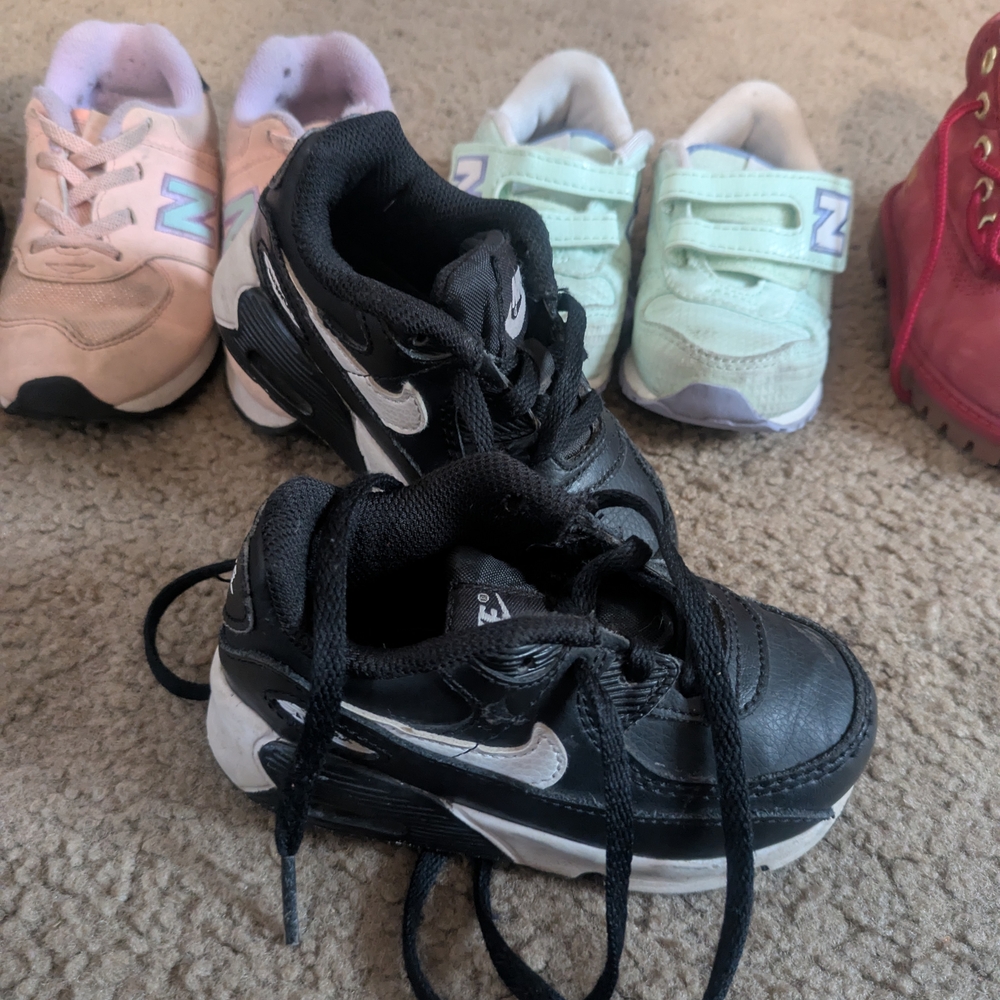 Kids Multi-Color Shoe Collection - Picture 8 of 13